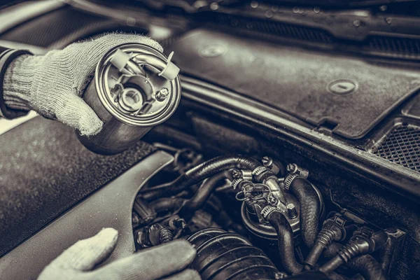 Filtre à carburant : comment le remplacer facilement ?